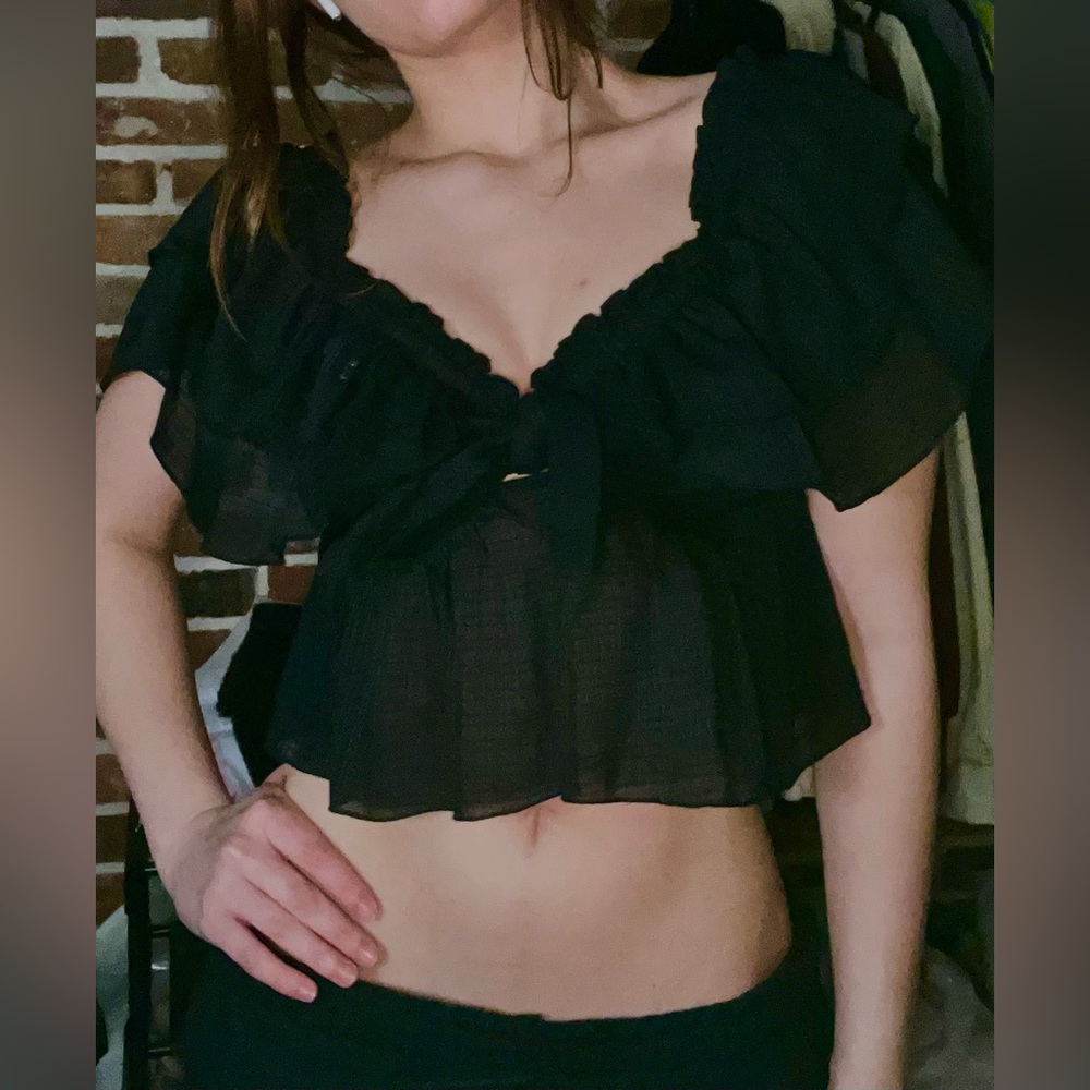 Zara Bow Tie Ruffle Crop